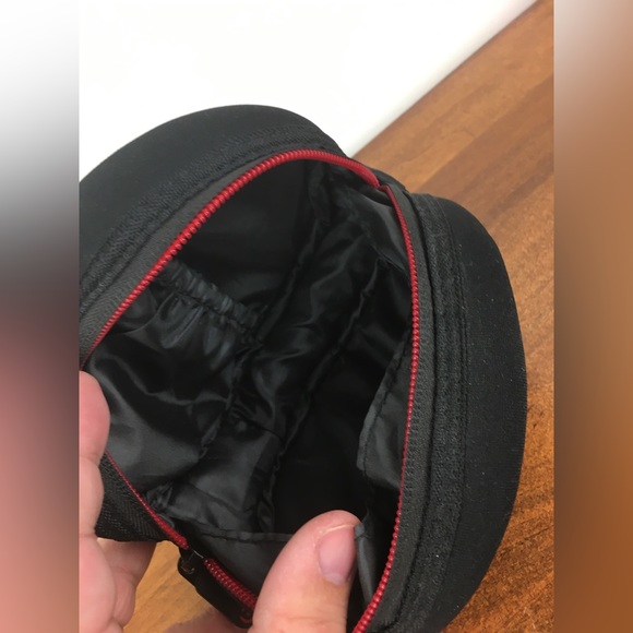 BEATS Headphone Carrying Case Soft Zip Up Travel Pouch With Strap - Picture 3 of 4